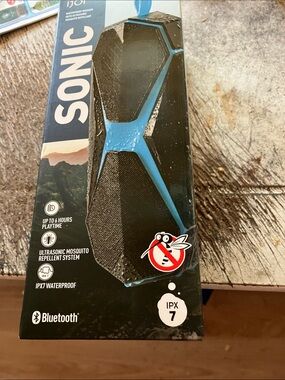 Sonic Bluetooth Waterproof Speaker - Black & Blue